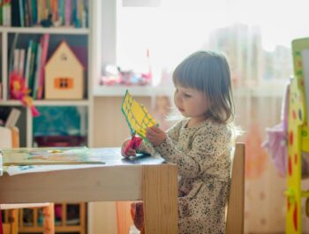 Messy Fun, Meaningful Gifts: Mother’s Day Crafts Toddlers Can Actually Make